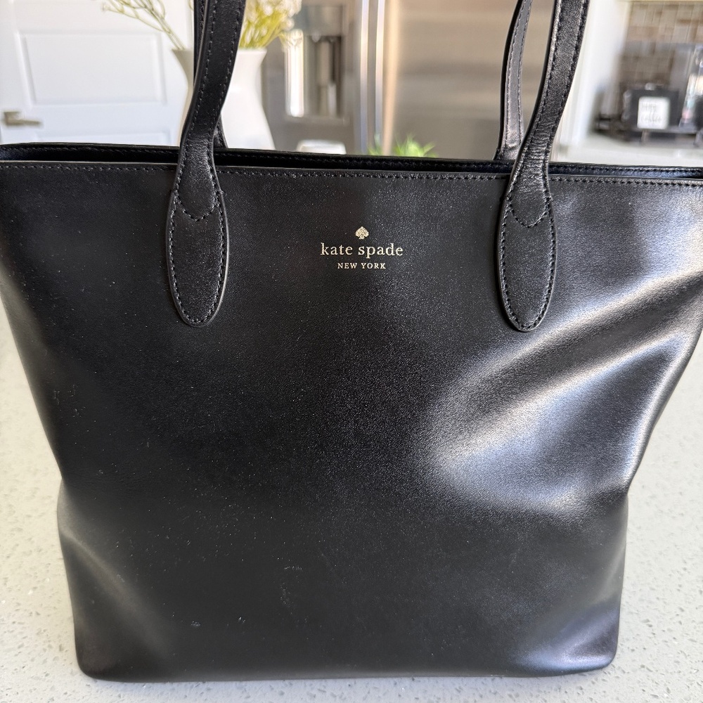 Kate Spade Classic Black Shoulder Tote | Cloth Interior